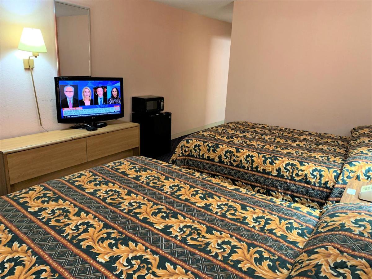 Red Carpet Inn & Suites Lima -Listing Partner ภายนอก รูปภาพ