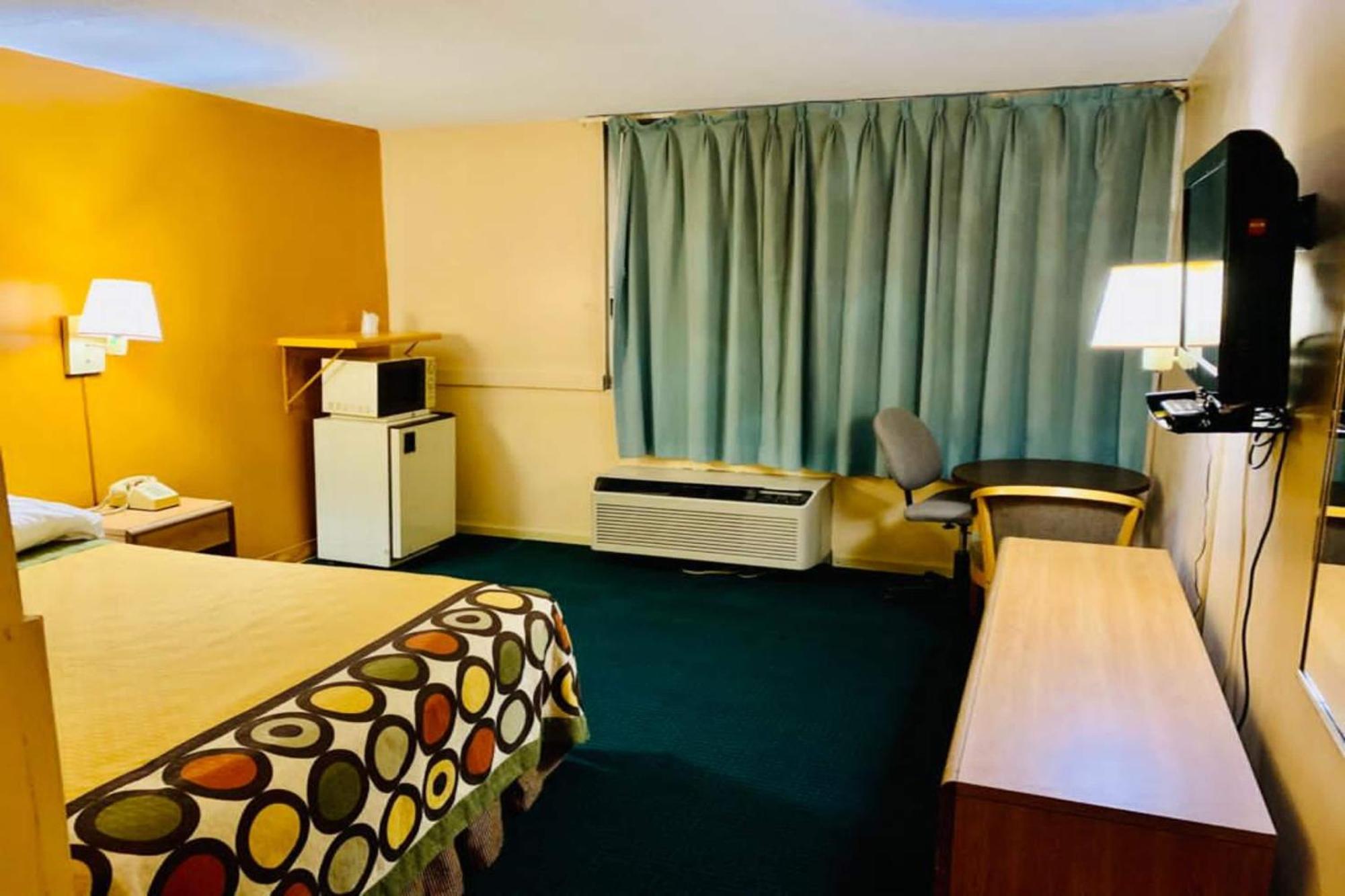 Red Carpet Inn & Suites Lima -Listing Partner ภายนอก รูปภาพ