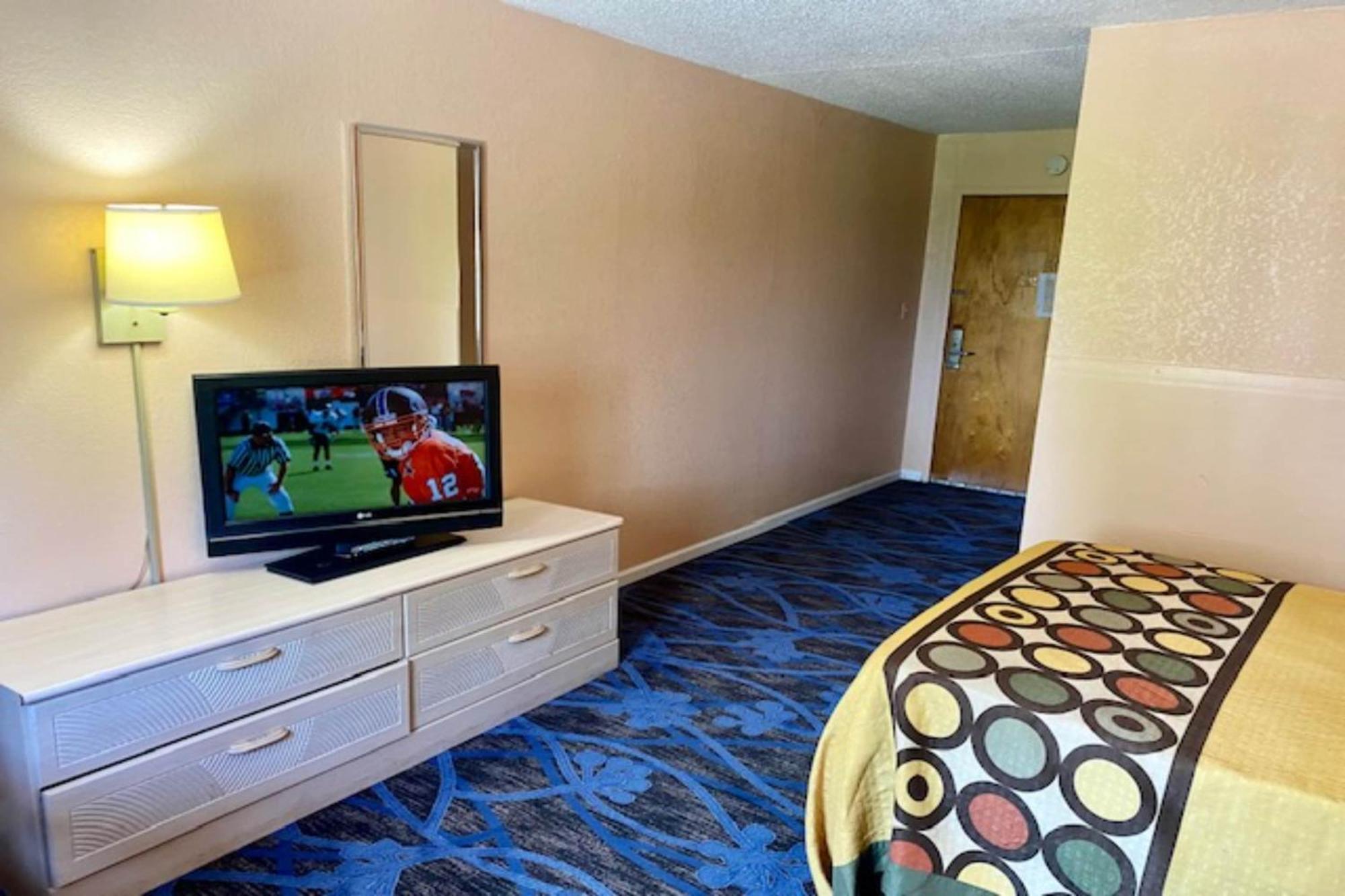 Red Carpet Inn & Suites Lima -Listing Partner ภายนอก รูปภาพ