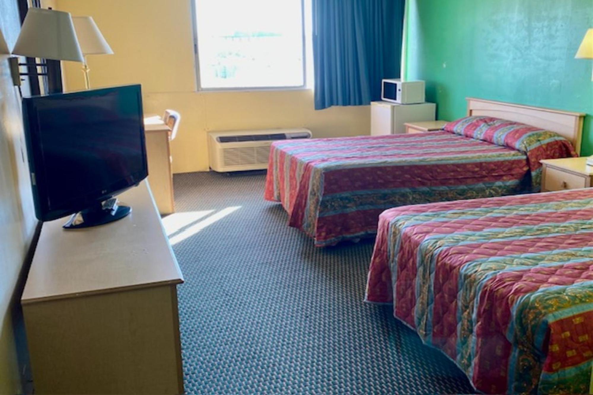 Red Carpet Inn & Suites Lima -Listing Partner ภายนอก รูปภาพ